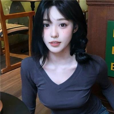 当我们初遇海报